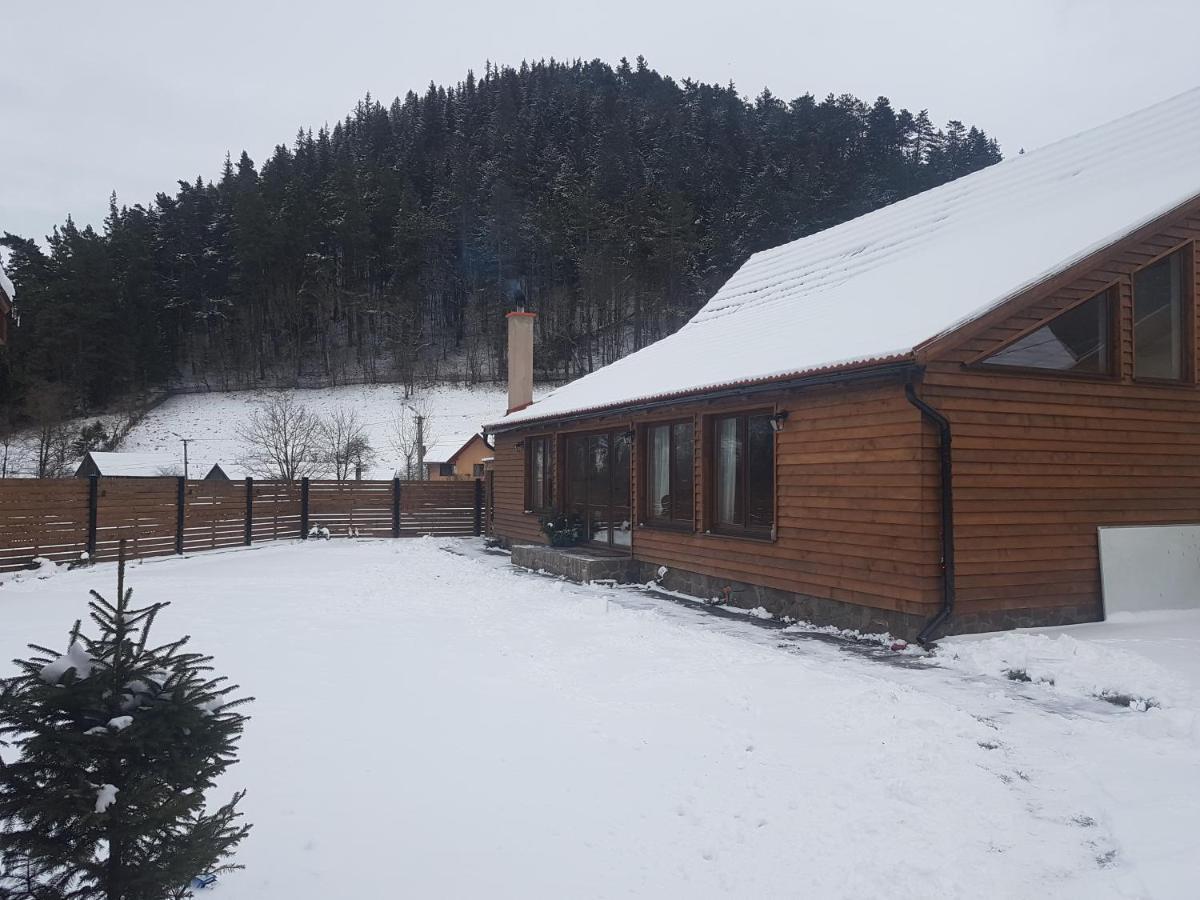 Bed and Breakfast Sura Lu' Vasile. Crivina  Zewnętrze zdjęcie