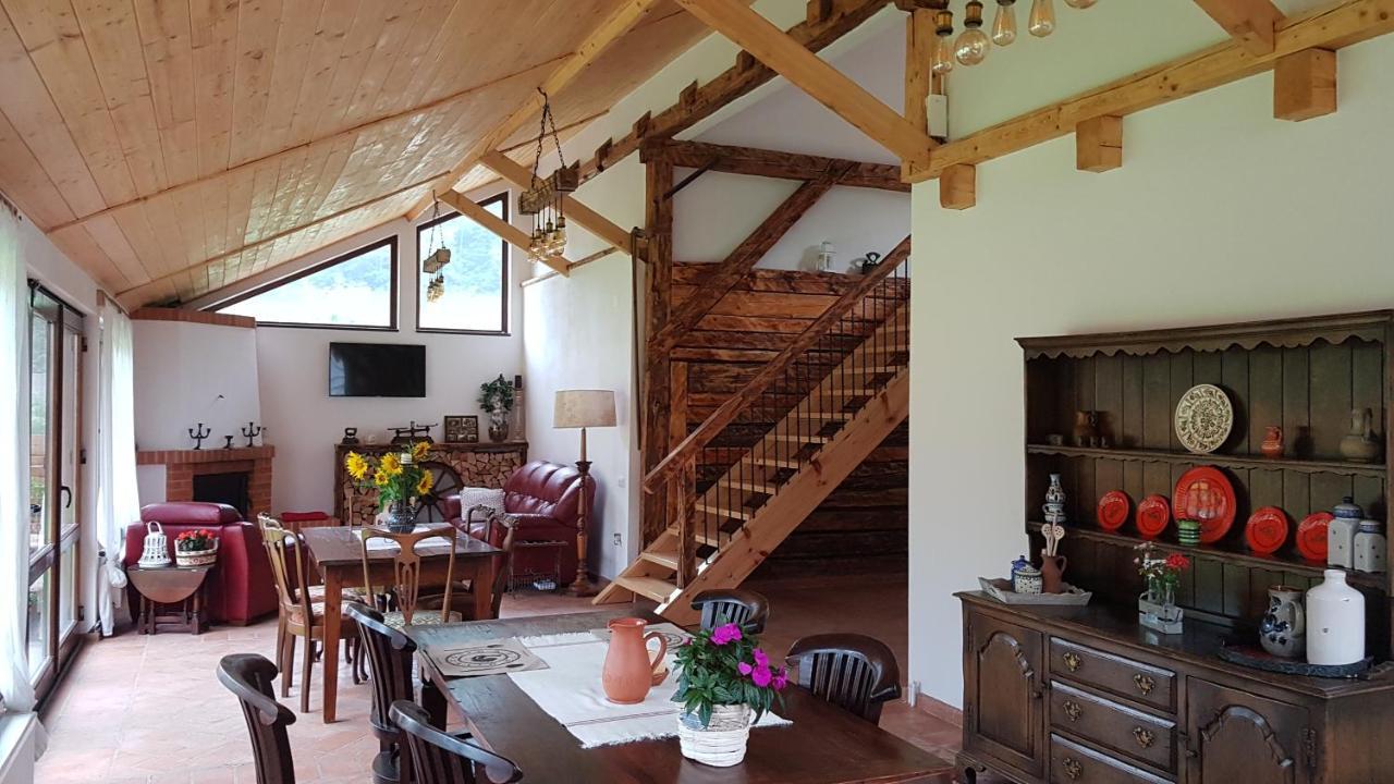 Bed and Breakfast Sura Lu' Vasile. Crivina  Zewnętrze zdjęcie