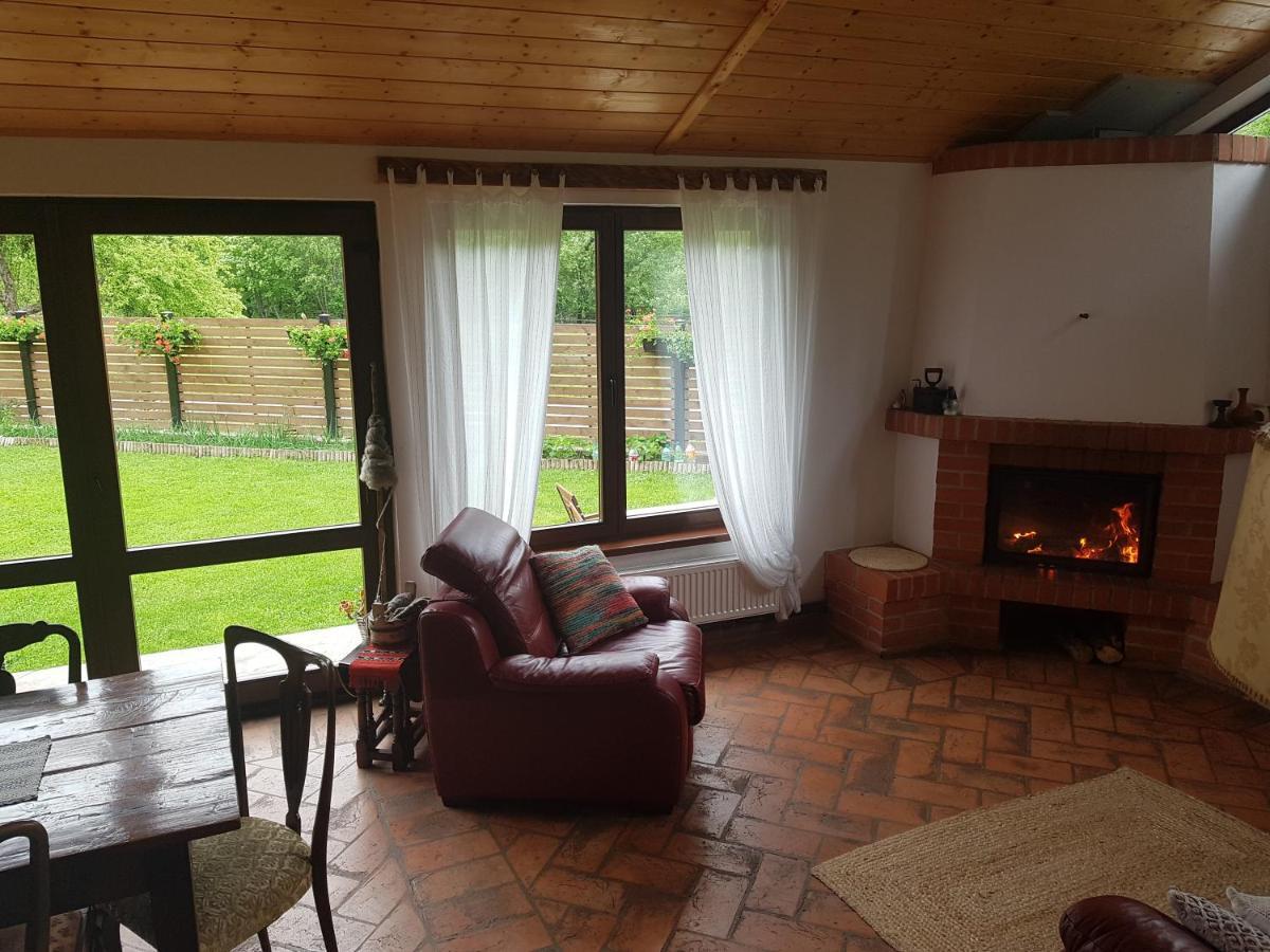 Bed and Breakfast Sura Lu' Vasile. Crivina  Zewnętrze zdjęcie